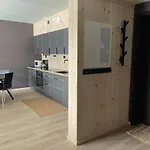 Ski-in & Out Totten Two Bedrooms * ヘムセダール