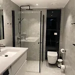 Ski-in & Out Totten Two Bedrooms ヘムセダール