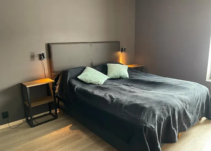 Ski-in & Out Totten Two Bedrooms